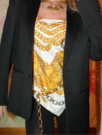 CHANEL Vintage Scarf Chain Motif