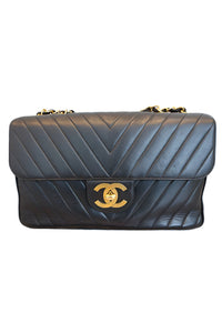 V Stitch Chain Shoulder Bag Lambskin Black