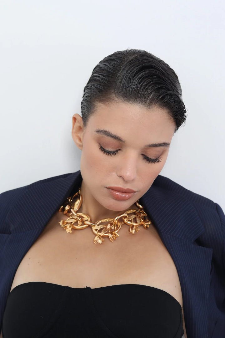 Camelia Link Necklace