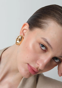 No Stone Unturned Studs