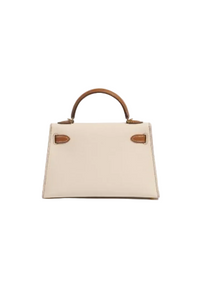 Mini Kelly II in Craie Epsom leather featuring gold-toned hardware