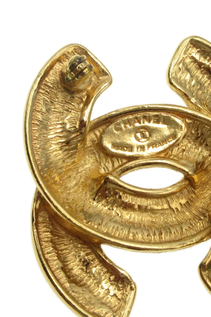 Coco Mark Matelasse Brooch