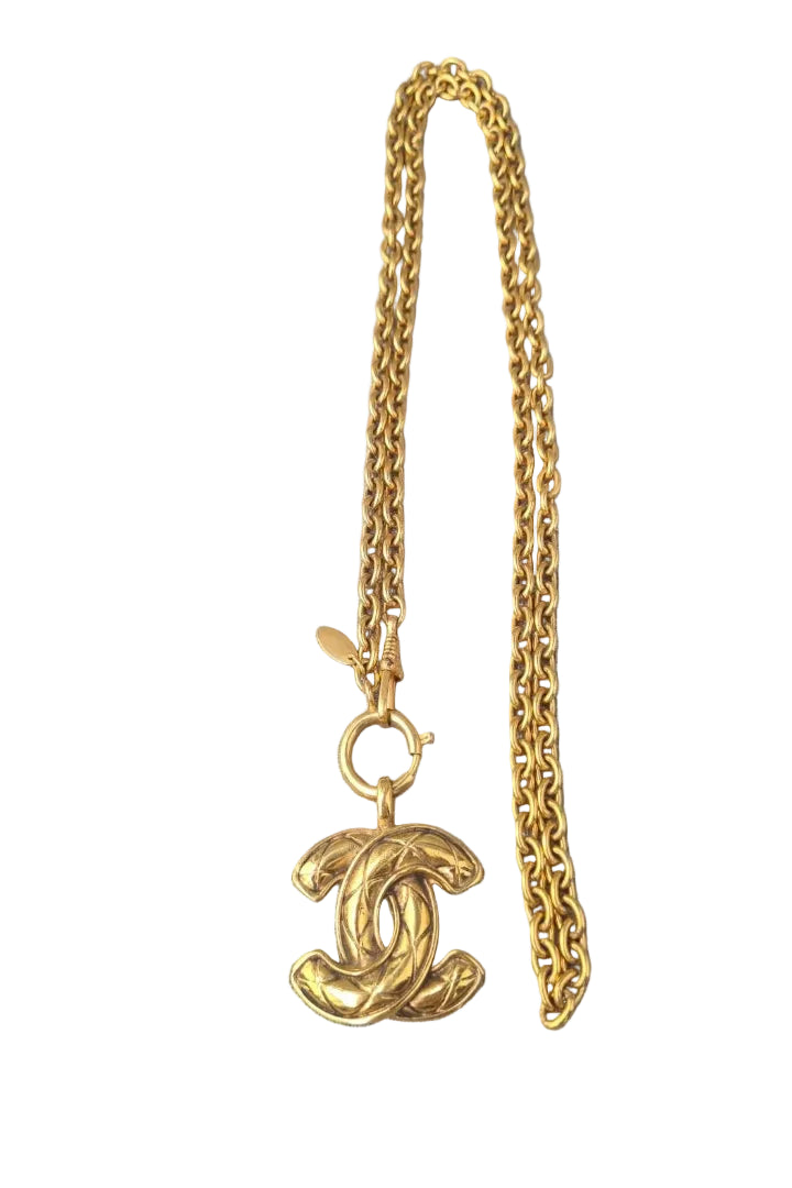 Vintage CC Logo Quilted Gold Tone Medallion Chain Belt Necklace